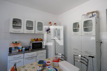 Casa para alugar com 120m², 2 quartos e 2 vagasCozinha