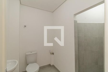 Banheiro de kitnet/studio para alugar com 1 quarto, 24m² em Santa Cecilia, São Paulo