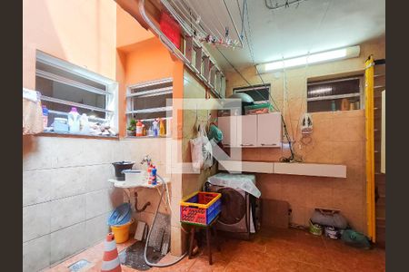 Casa à venda com 132m², 3 quartos e sem vagaÁrea de Serviço