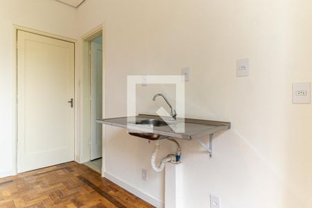 Cozinha de kitnet/studio para alugar com 1 quarto, 24m² em Santa Cecilia, São Paulo