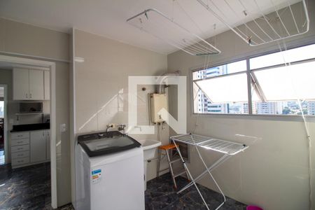 Apartamento à venda com 213m², 4 quartos e 4 vagasÁrea de Serviço