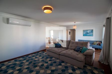 Apartamento à venda com 213m², 4 quartos e 4 vagasSala