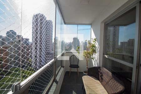 Apartamento à venda com 213m², 4 quartos e 4 vagasTerraço Sala de Jantar