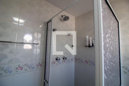 Apartamento à venda com 213m², 4 quartos e 4 vagasBanheiro da Suíte 3