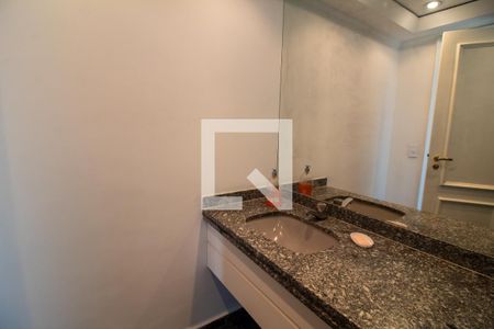 Apartamento à venda com 213m², 4 quartos e 4 vagasLavabo