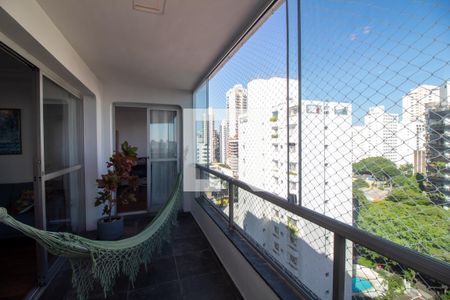 Apartamento à venda com 213m², 4 quartos e 4 vagasTerraço Sala