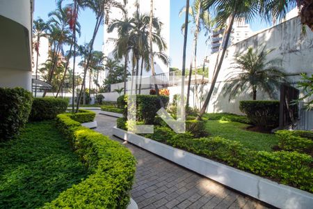 Apartamento à venda com 213m², 4 quartos e 4 vagasÁrea comum