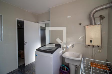 Apartamento à venda com 213m², 4 quartos e 4 vagasÁrea de Serviço