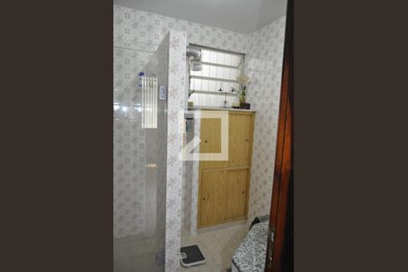 Casa à venda com 350m², 3 quartos e 4 vagasBanheiro Quarto casa 2