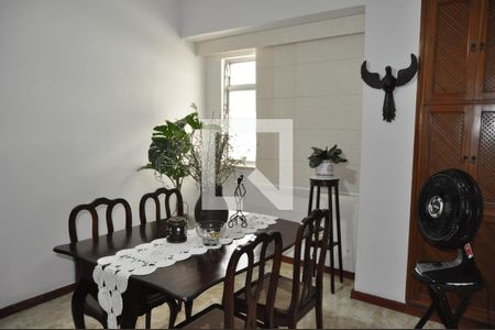 Casa à venda com 350m², 3 quartos e 4 vagasSala de Jantar  2°Andar