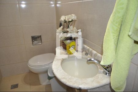 Casa à venda com 350m², 3 quartos e 4 vagasBanheiro 2 -  2°Andar