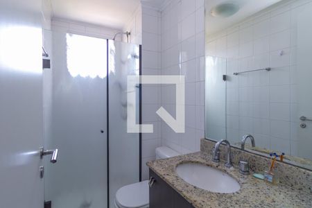 Apartamento para alugar com 61m², 2 quartos e 1 vaga Apartamento para alugar com 61m², 2 quartos e 1 vagaBanheiro da Suíte