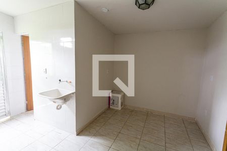 Quarto  de kitnet/studio para alugar com 1 quarto, 16m² em Esplanada, Belo Horizonte