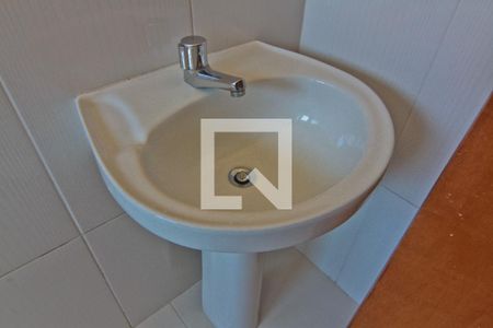 Casa para alugar com 100m², 3 quartos e 1 vagaBanheiro