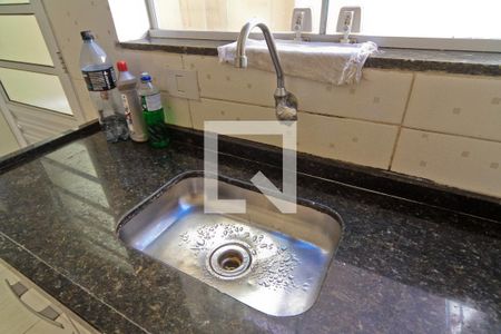 Casa para alugar com 100m², 3 quartos e 1 vagaCozinha