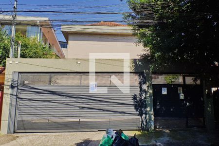 Casa para alugar com 100m², 3 quartos e 1 vagaFachada