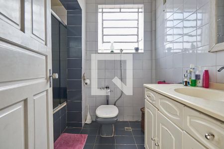 Casa à venda com 250m², 3 quartos e 2 vagas Casa à venda com 250m², 3 quartos e 2 vagasBanheiro