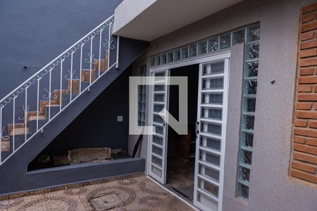 Casa para alugar com 120m², 2 quartos e 1 vagaEntrada