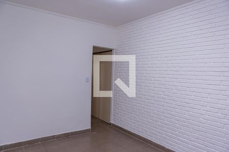 Sala de casa para alugar com 2 quartos, 120m² em Vila Ponte Rasa, São Paulo