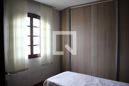 Casa para alugar com 110m², 4 quartos e 4 vagasQuarto 2