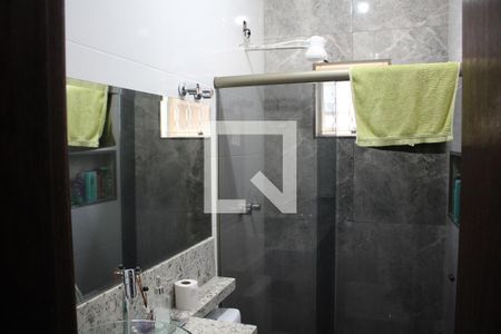 Casa para alugar com 110m², 4 quartos e 4 vagasBanheiro