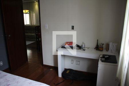 Casa para alugar com 110m², 4 quartos e 4 vagasQuarto 2