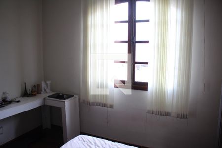 Casa para alugar com 110m², 4 quartos e 4 vagasQuarto 2