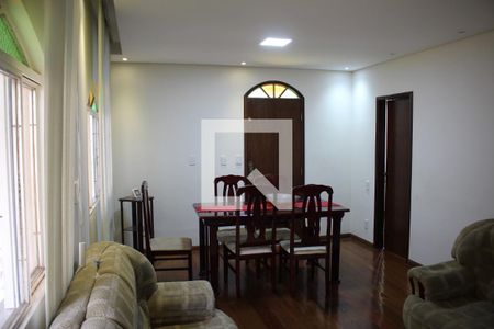 Sala de casa para alugar com 4 quartos, 110m² em Cardoso, Contagem