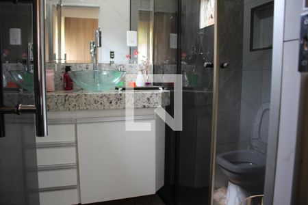 Suite Quarto 1 de casa para alugar com 4 quartos, 110m² em Cardoso, Contagem