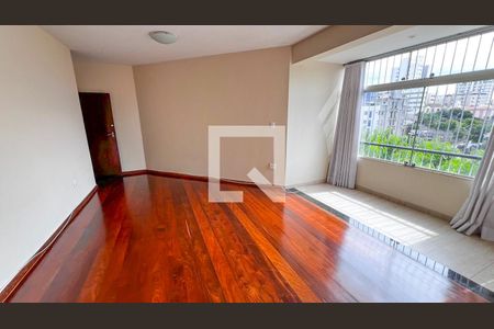 Sala de apartamento à venda com 3 quartos, 93m² em Floresta, Belo Horizonte