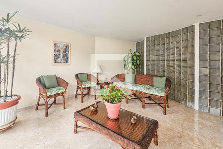 Apartamento para alugar com 152m², 3 quartos e 1 vagaÁrea comum