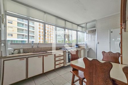 Apartamento para alugar com 152m², 3 quartos e 1 vagaCozinha 