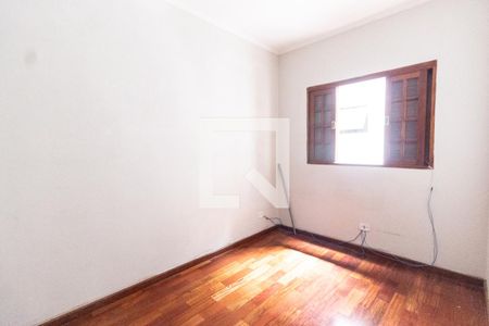 Casa à venda com 175m², 3 quartos e 4 vagasQuarto 2