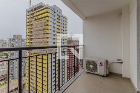 Studio para alugar com 30m², 1 quarto e sem vaga Studio para alugar com 30m², 1 quarto e sem vagaVaranda