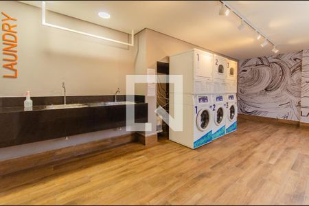 Studio para alugar com 30m², 1 quarto e sem vaga Studio para alugar com 30m², 1 quarto e sem vagaÁrea comum - Lavanderia