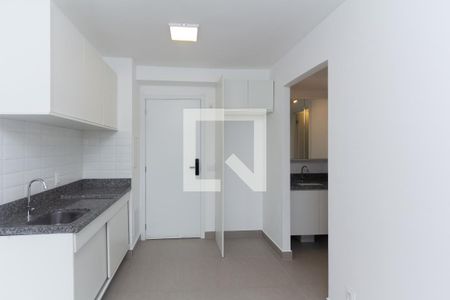 Sala/Cozinha de apartamento à venda com 1 quarto, 32m² em Moema, São Paulo