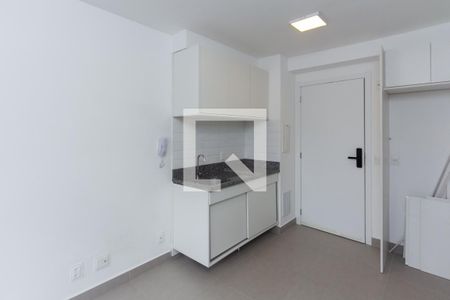 Sala/Cozinha de apartamento à venda com 1 quarto, 32m² em Moema, São Paulo