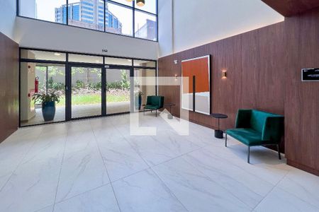 Apartamento à venda com 32m², 1 quarto e sem vaga Apartamento à venda com 32m², 1 quarto e sem vagaHall social