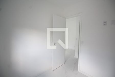 Quarto 2 de apartamento para alugar com 2 quartos, 42m² em Vila Guaca, São Paulo