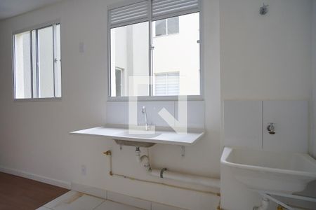 Cozinha de apartamento para alugar com 2 quartos, 39m² em Parque Santa Fé, Porto Alegre