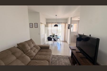 Sala/Cozinha de apartamento para alugar com 2 quartos, 67m² em Vila Rosa, Goiânia