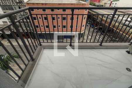 Studio para alugar com 28m², 1 quarto e sem vaga Studio para alugar com 28m², 1 quarto e sem vagaVaranda