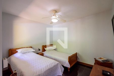 Casa à venda com 409m², 4 quartos e 6 vagasSuíte 3