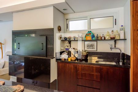 Casa à venda com 409m², 4 quartos e 6 vagasChurrasqueira