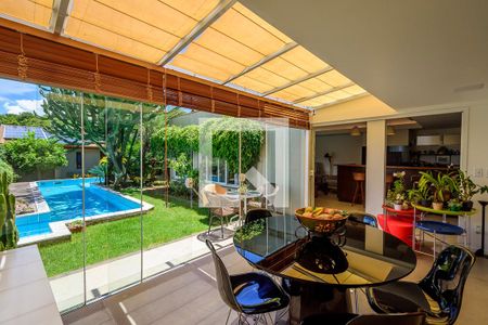 Casa à venda com 409m², 4 quartos e 6 vagasChurrasqueira