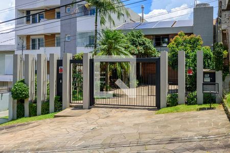 Casa à venda com 409m², 4 quartos e 6 vagasFachada