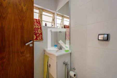 Casa à venda com 409m², 4 quartos e 6 vagasBanheiro de serviço