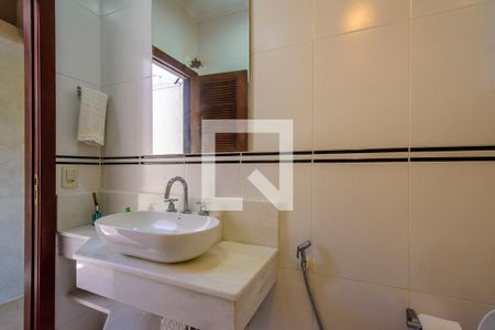 Casa à venda com 409m², 4 quartos e 6 vagasBanheiro Social