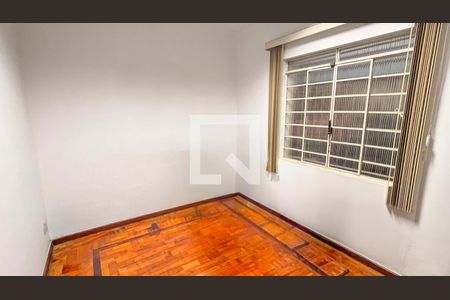 Casa à venda com 134m², 5 quartos e 2 vagas Casa à venda com 134m², 5 quartos e 2 vagasQuarto 5