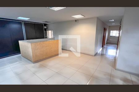 Sala 2 de casa à venda com 5 quartos, 134m² em Nova Suíça, Belo Horizonte
